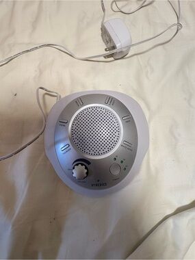 Homedics White and Silver Sound Therapy Machine